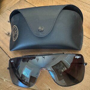 Ray-Ban Black Sunglasses with Case
